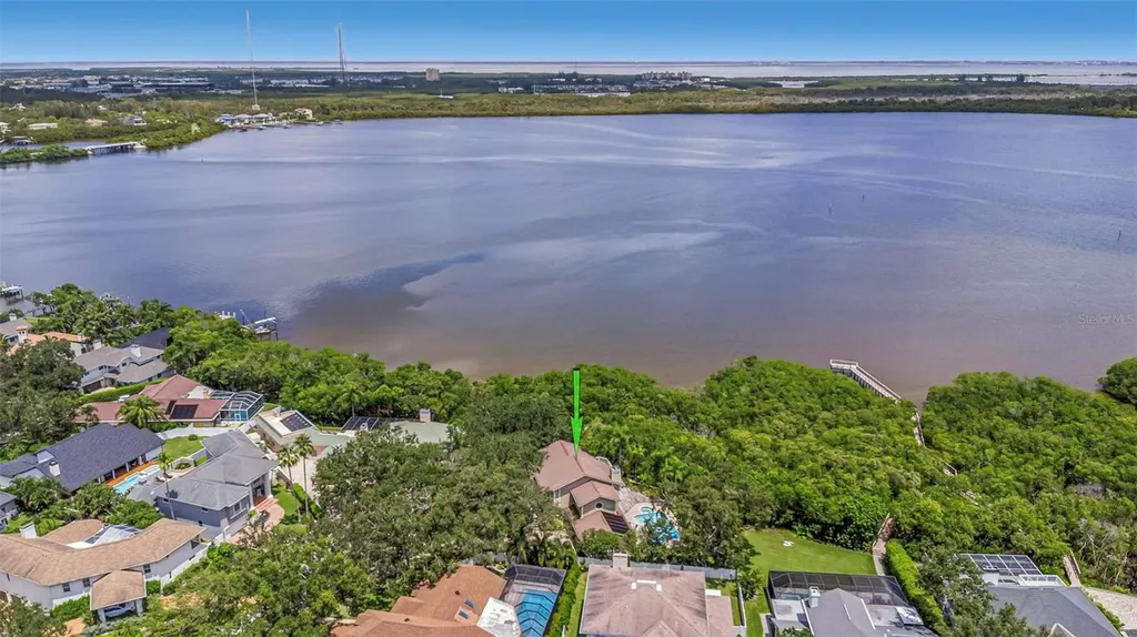 1065 Sable Court NE St Petersburg FL 33702