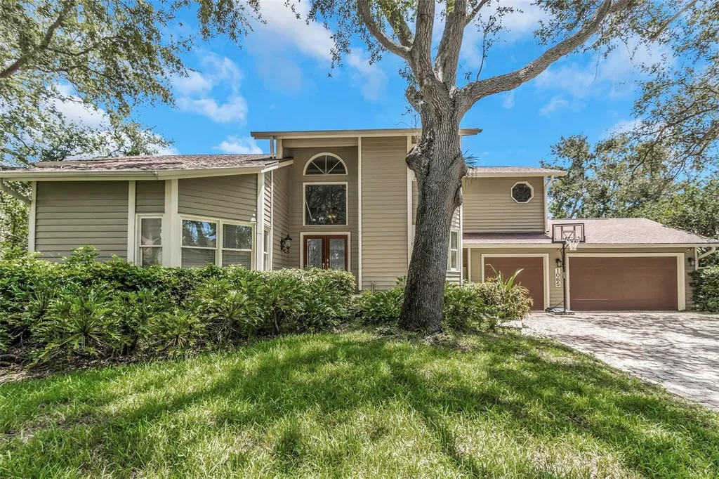 1065 Sable Court NE St Petersburg FL 33702