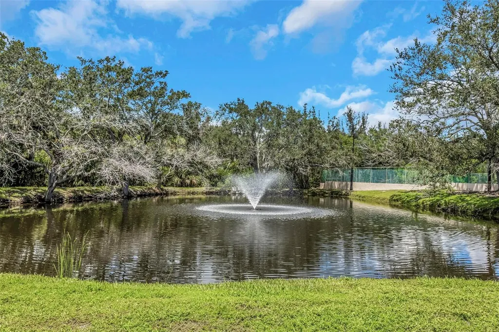 1065 Sable Court NE St Petersburg FL 33702