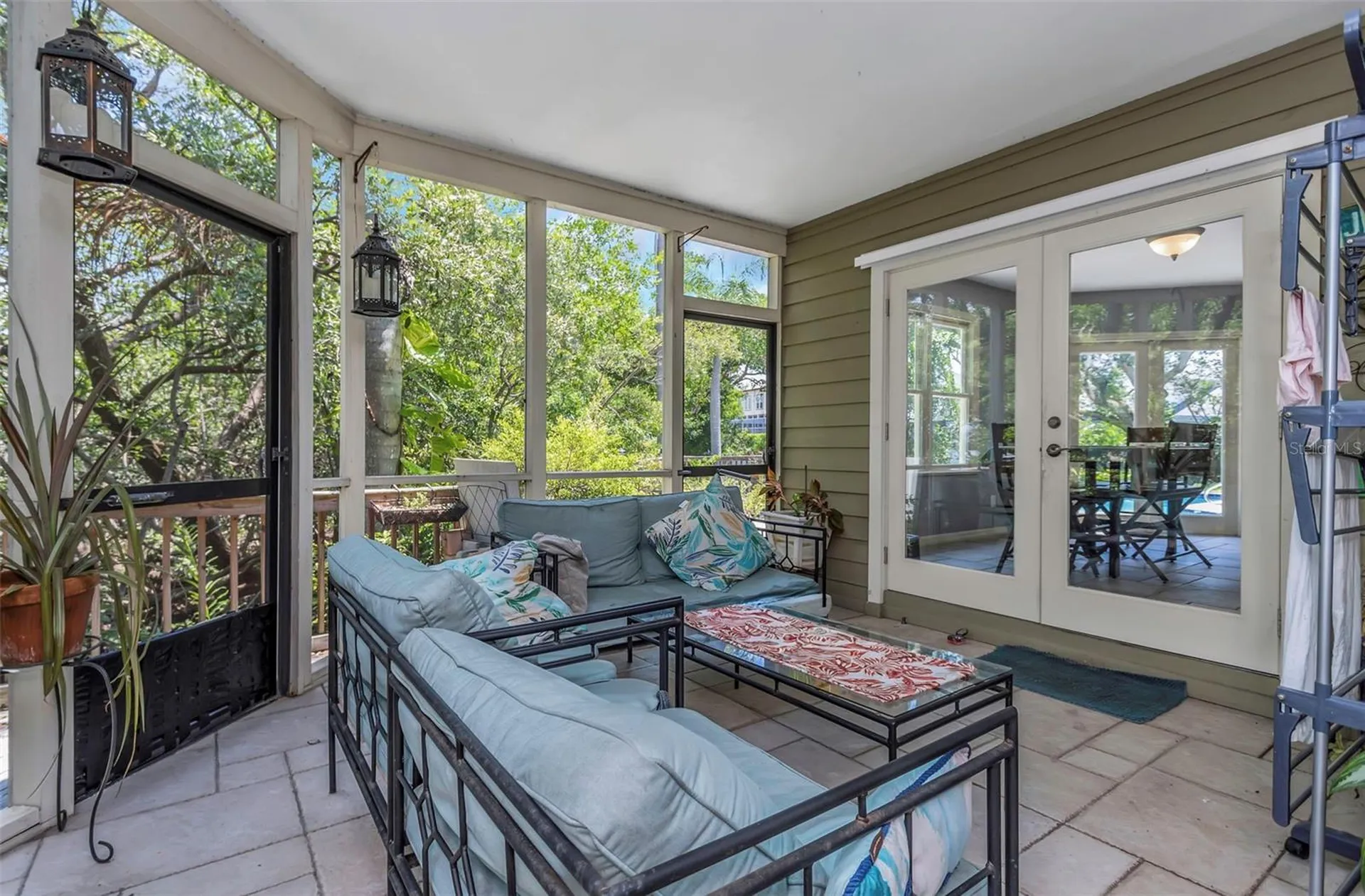 1065 Sable Court NE St Petersburg FL 33702