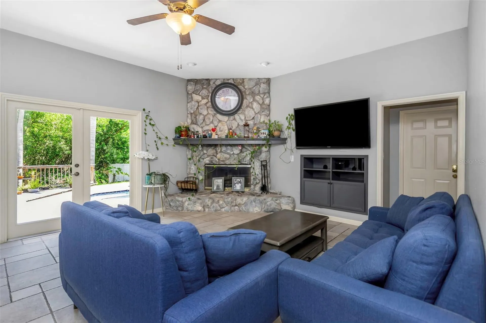 1065 Sable Court NE St Petersburg FL 33702