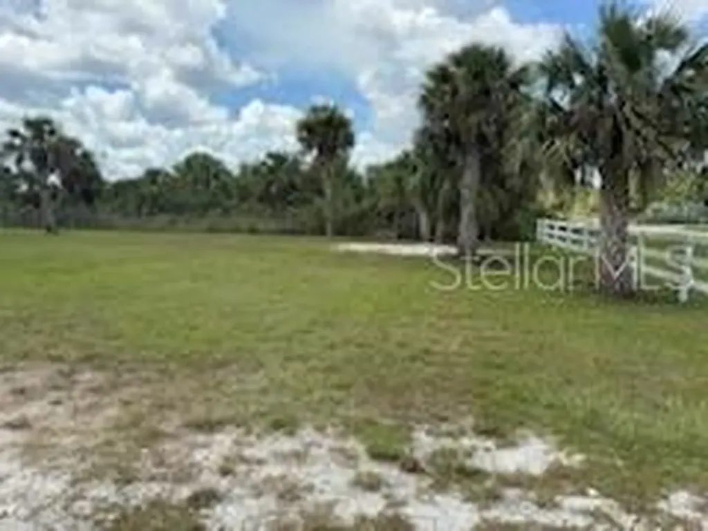 19374 NW 302nd Street Okeechobee FL 34972