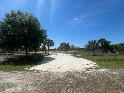 19374 NW 302nd Street Okeechobee FL 34972
