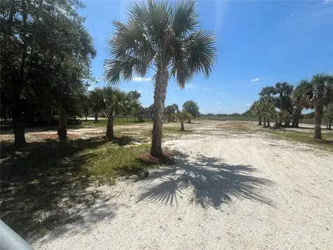19374 NW 302nd Street Okeechobee FL 34972