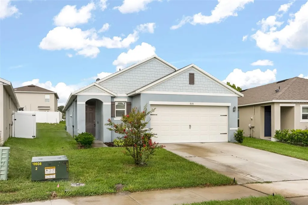 935 August Sky Drive Deltona FL 32738