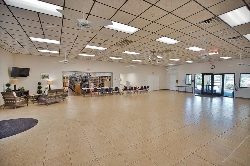 658 La Sala North Port FL 34287