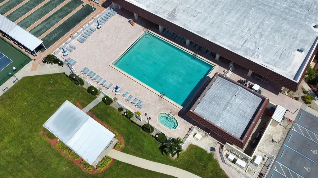 658 La Sala North Port FL 34287