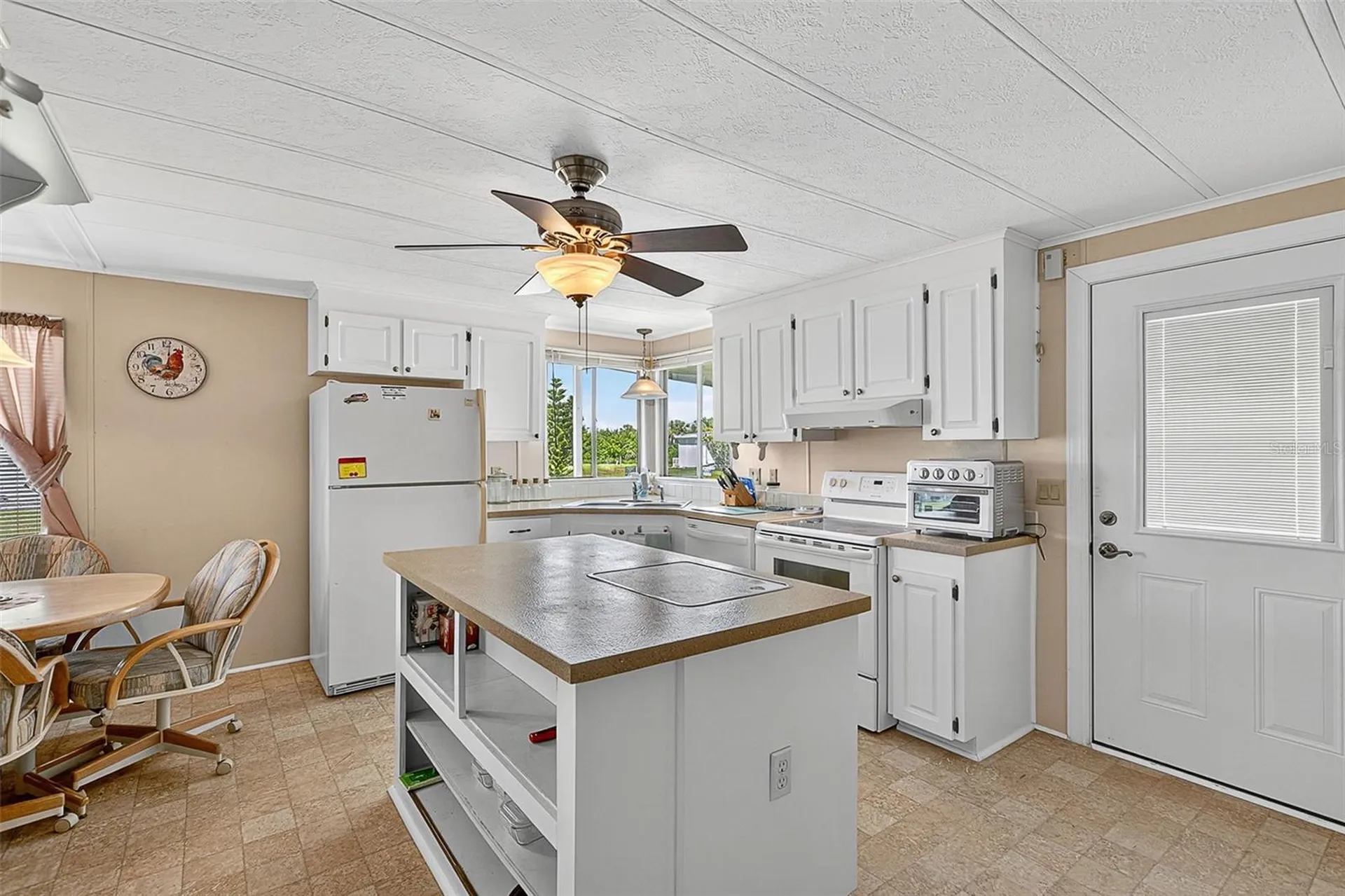 658 La Sala North Port FL 34287