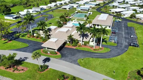 658 La Sala North Port FL 34287