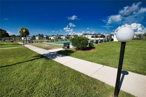 658 La Sala North Port FL 34287