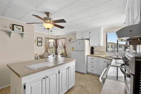 658 La Sala North Port FL 34287
