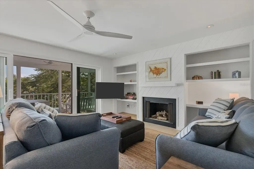 261 Lee Avenue Boca Grande FL 33921