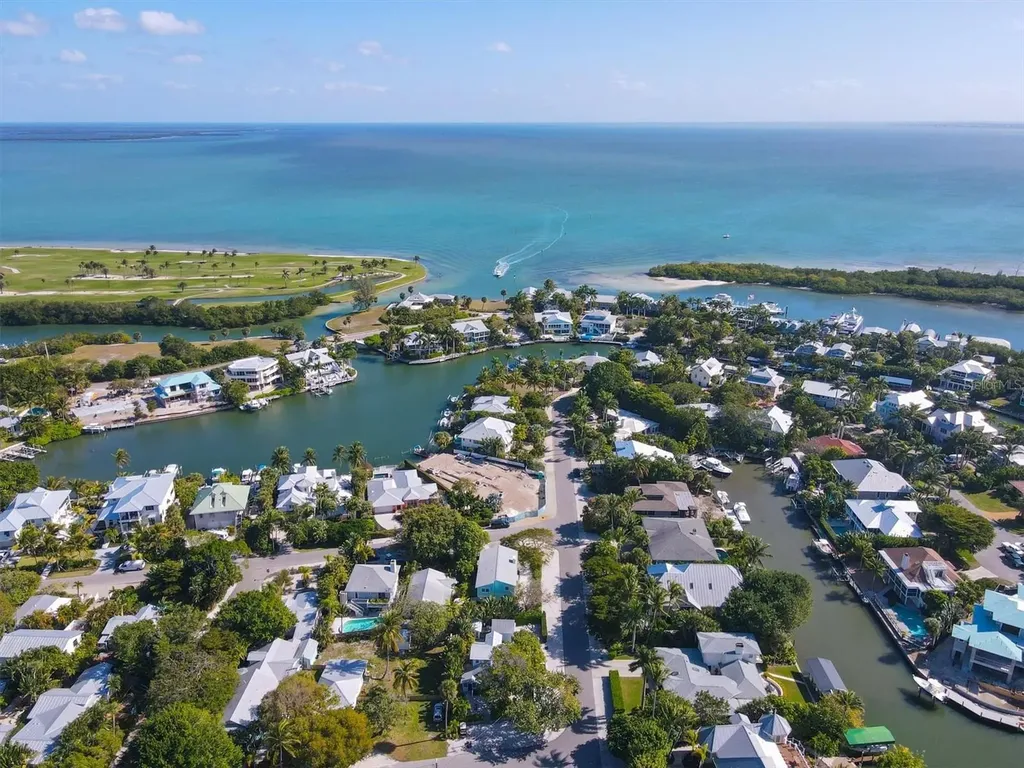 261 Lee Avenue Boca Grande FL 33921