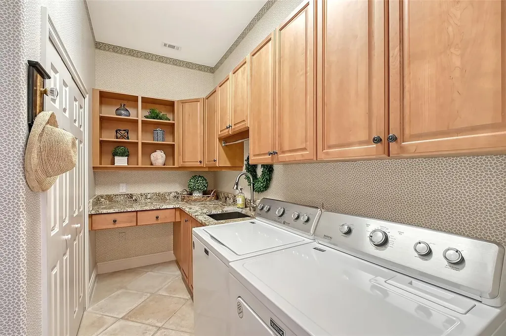 105 Turquoise Lane Osprey FL 34229