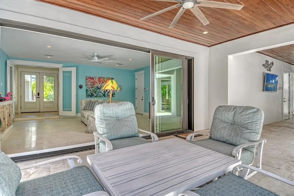 5005 Gulf Of Mexico Drive Longboat Key FL 34228