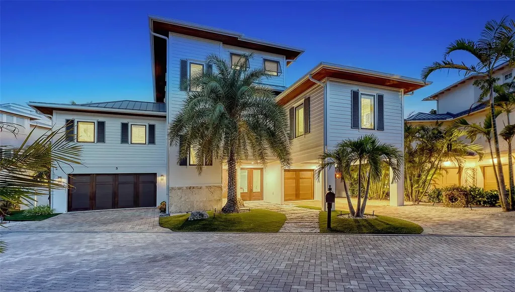 5005 Gulf Of Mexico Drive Longboat Key FL 34228