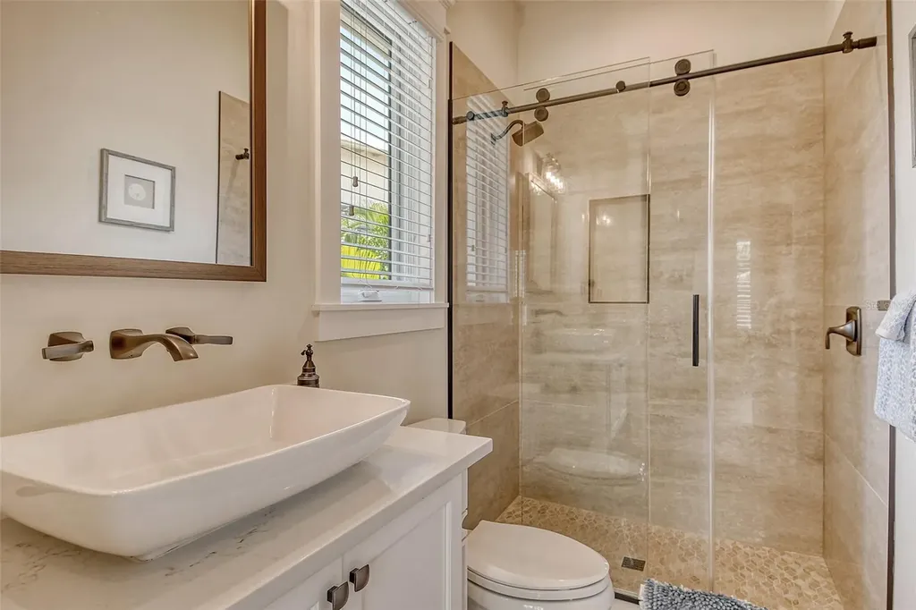5005 Gulf Of Mexico Drive Longboat Key FL 34228