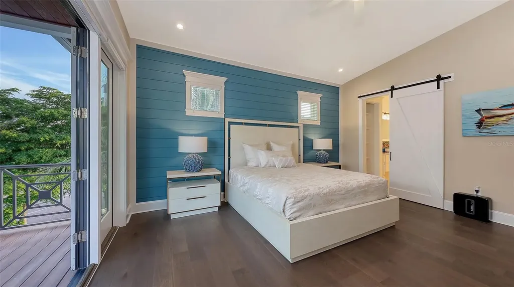 5005 Gulf Of Mexico Drive Longboat Key FL 34228