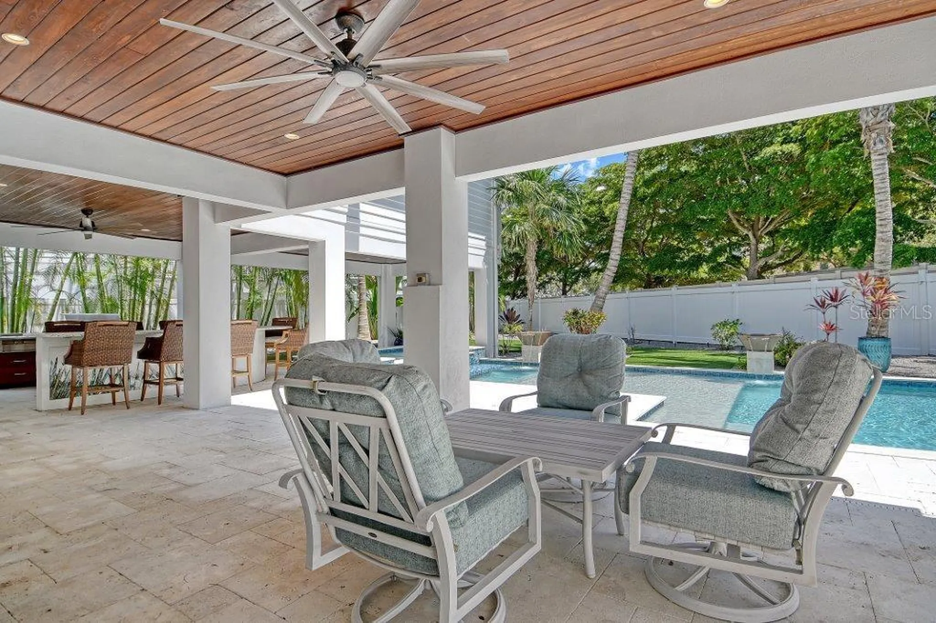 5005 Gulf Of Mexico Drive Longboat Key FL 34228