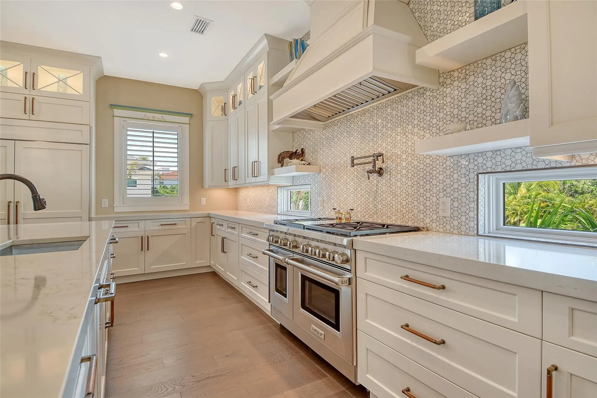 5005 Gulf Of Mexico Drive Longboat Key FL 34228