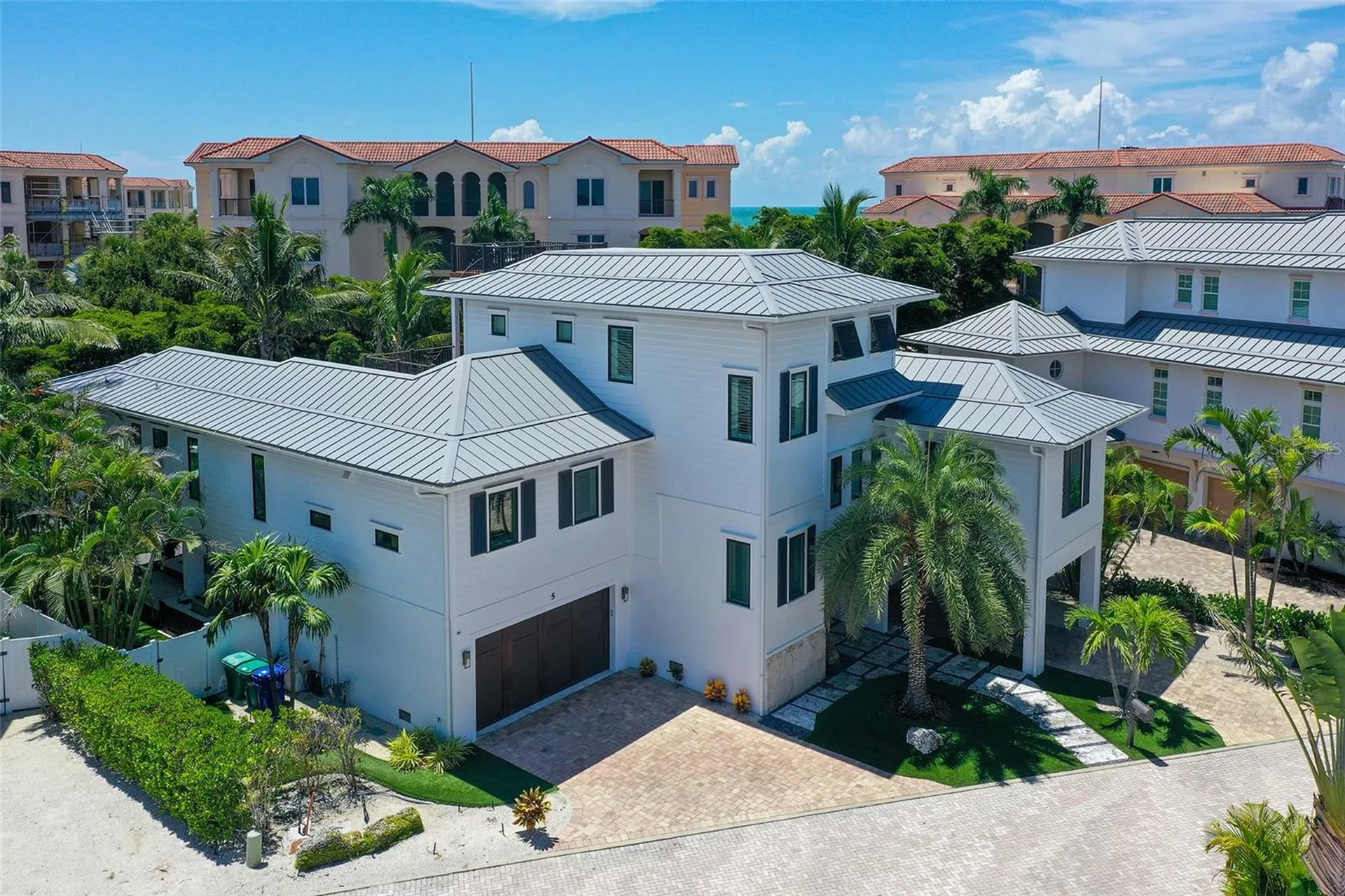 5005 Gulf Of Mexico Drive Longboat Key FL 34228
