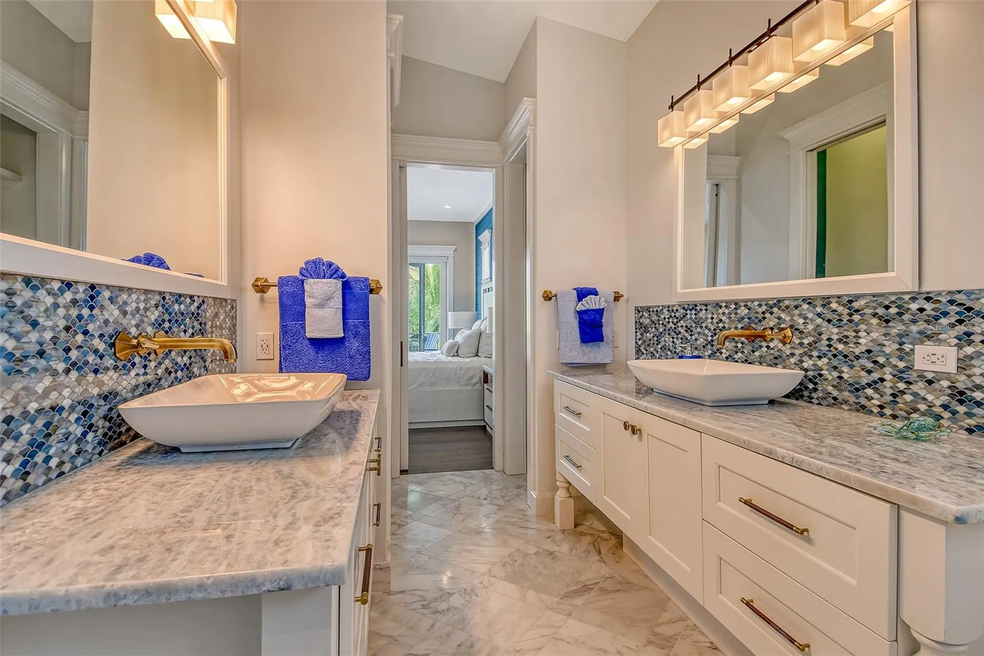 5005 Gulf Of Mexico Drive Longboat Key FL 34228