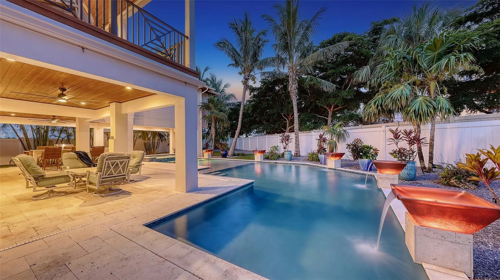5005 Gulf Of Mexico Drive Longboat Key FL 34228