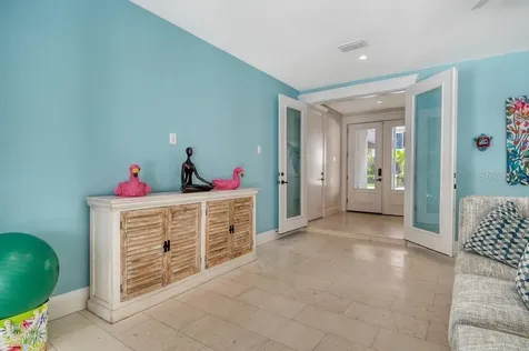 5005 Gulf Of Mexico Drive Longboat Key FL 34228