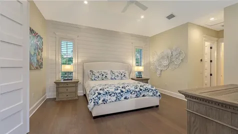 5005 Gulf Of Mexico Drive Longboat Key FL 34228