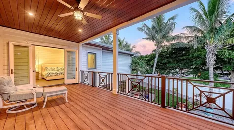 5005 Gulf Of Mexico Drive Longboat Key FL 34228