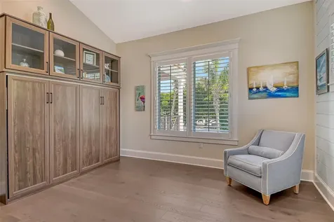 5005 Gulf Of Mexico Drive Longboat Key FL 34228