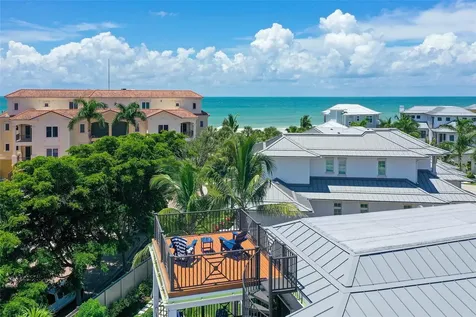 5005 Gulf Of Mexico Drive Longboat Key FL 34228
