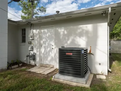 3415 NW 27th Terrace Gainesville FL 32605