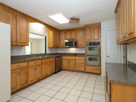 3415 NW 27th Terrace Gainesville FL 32605