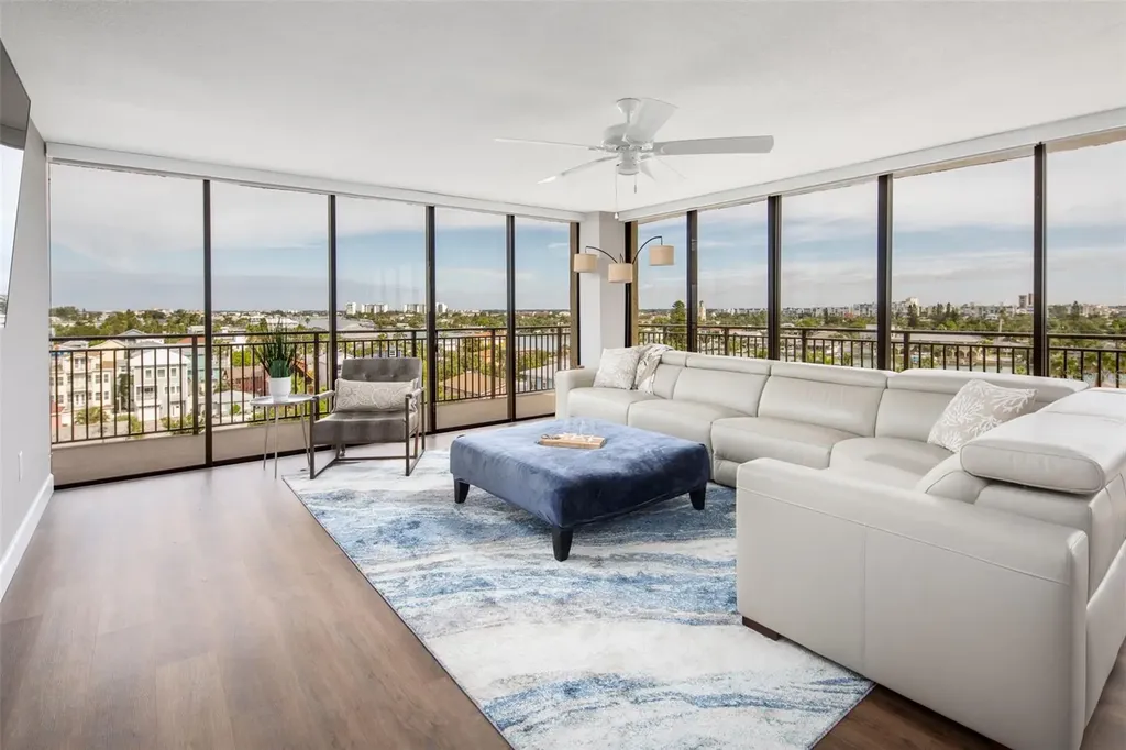 7650 Bayshore Drive Treasure Island FL 33706