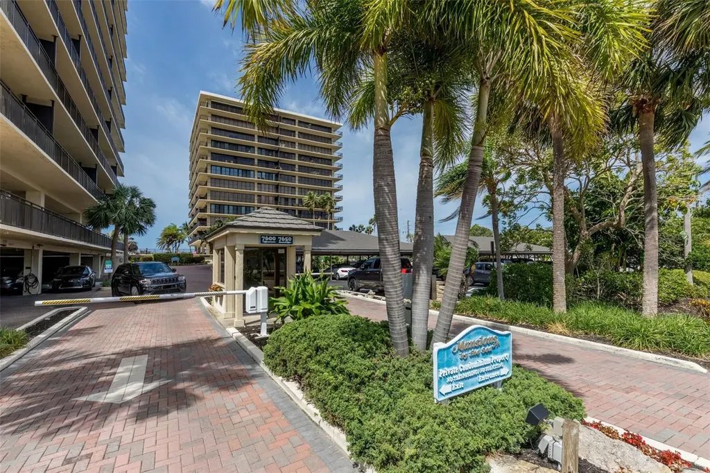 7650 Bayshore Drive Treasure Island FL 33706