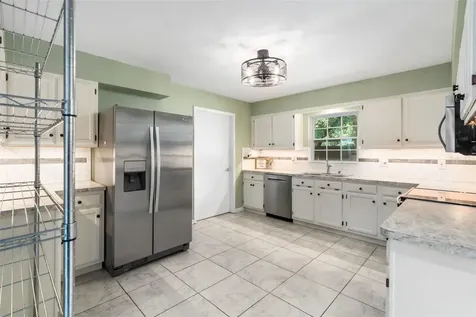 821 NW 39th Street Gainesville FL 32605