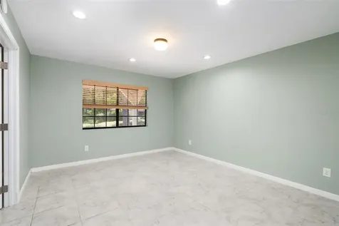 821 NW 39th Street Gainesville FL 32605