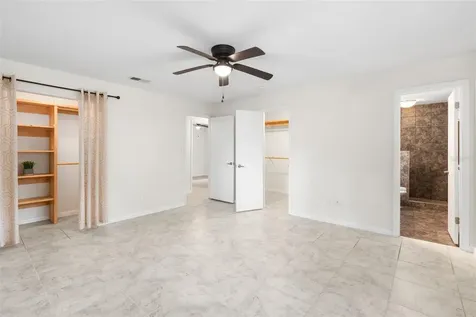 821 NW 39th Street Gainesville FL 32605