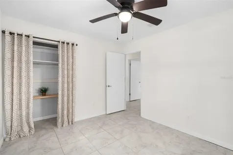 821 NW 39th Street Gainesville FL 32605