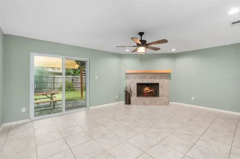 821 NW 39th Street Gainesville FL 32605