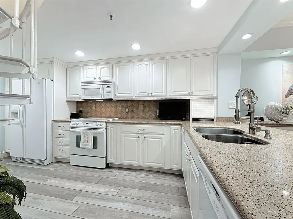 19700 Gulf Boulevard Indian Shores FL 33785