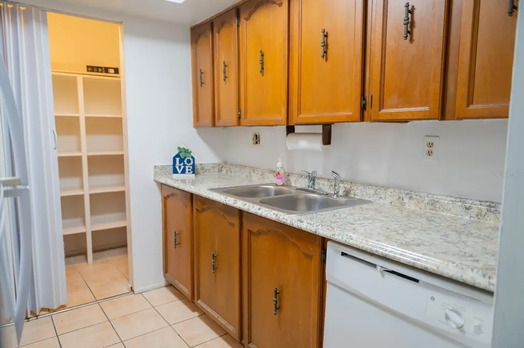 1902 Honour Road Orlando FL 32839
