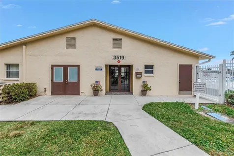 3500 Lake Bayshore Drive Bradenton FL 34205