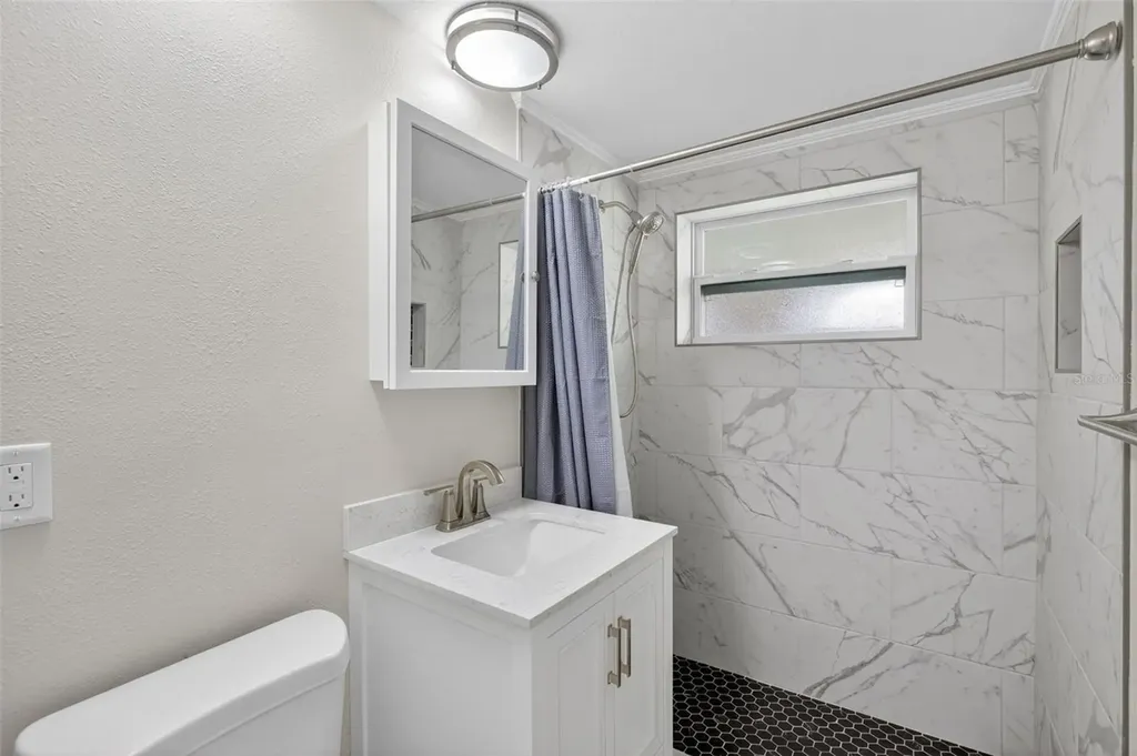 1005 Alston Lane Englewood FL 34223