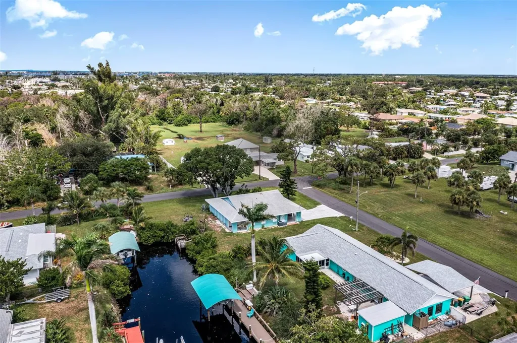 1005 Alston Lane Englewood FL 34223