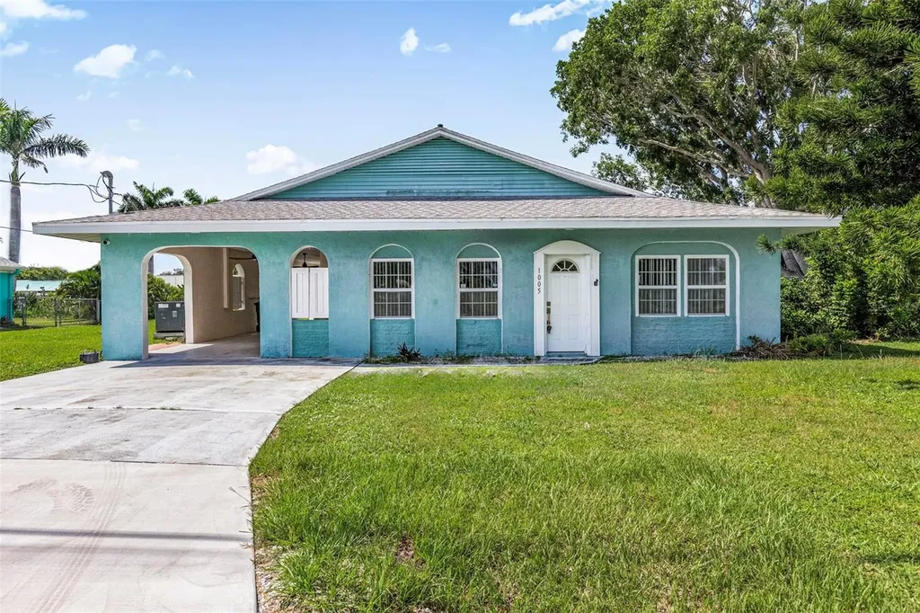 1005 Alston Lane Englewood FL 34223