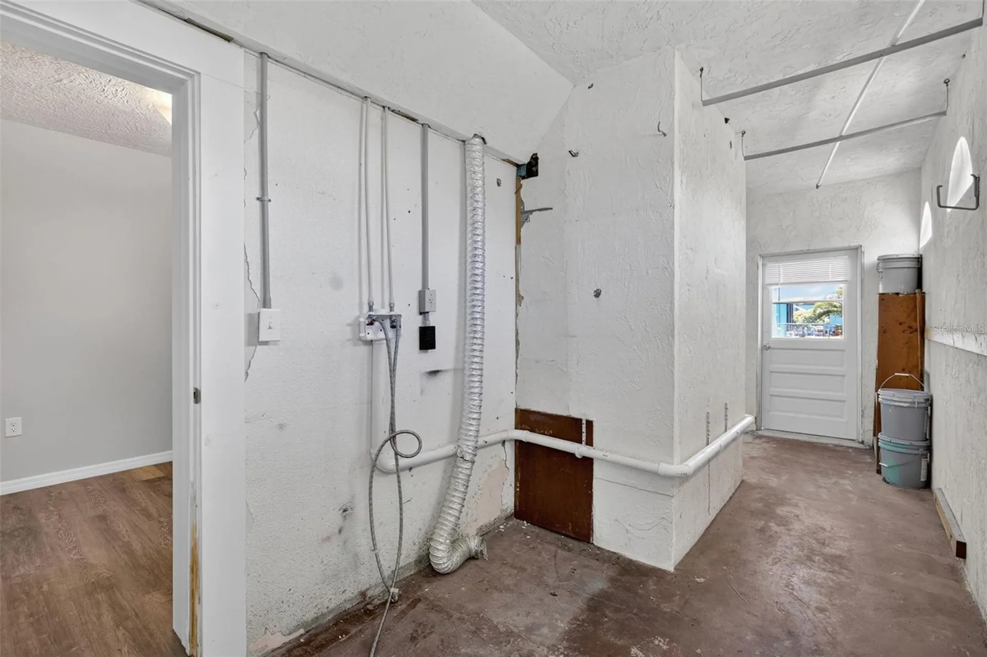 1005 Alston Lane Englewood FL 34223