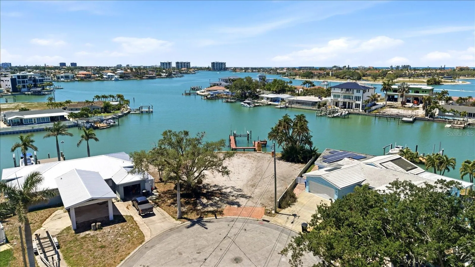 7998 1st Avenue S St Petersburg FL 33707