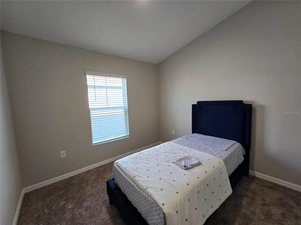 2441 Oakwood Lane Davenport FL 33837